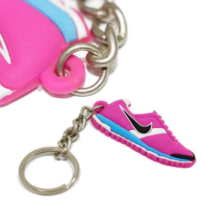 De creatieve van de Reclamespecialiteiten van Keychains van het Beeldverhaalkarakter Promotieproducten