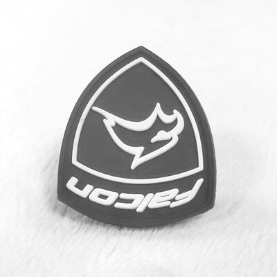 Custom 3D siliconen patch met verhoogd logo voor sportkleding en streetwear