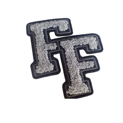 Aangepast ontwerp logo voor kleding geborduurd patch badge custom borduurpatch