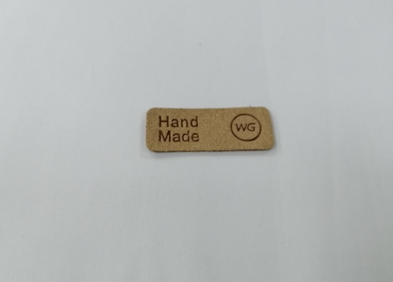 Het in reliëf gemaakte Leer van Logo Microfiber Pu herstelt Wasbare Etiketten naait op Kleding