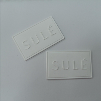 De BV Goedgekeurde Silicone 3D In reliëf gemaakte Douane naait op Logo Patches-het Kenteken van pvc