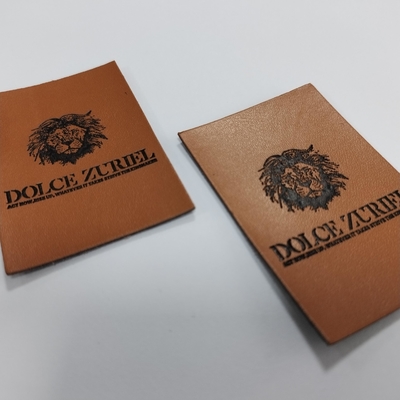 Flarden van het douane de Etiket In reliëf gemaakte Leer voor de Jeans van Kledingshandtassen