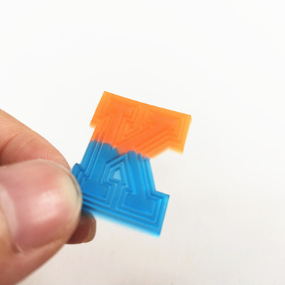 De in reliëf gemaakte Douane naait op Logo Patches, het Rubberetiket van pvc met Speciaal Effect
