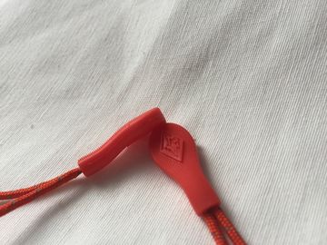 De levendige Trekker van de Ontwerp Duurzame Rubberritssluiting voor Kleren Om het even welke Beschikbare Grootte