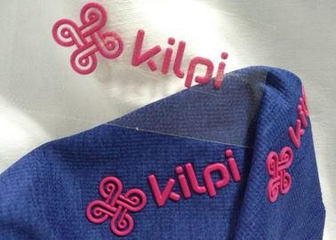 Wasbaar 3D pvc-de Overdracht Vinyletiket van de Siliconehitte voor Kleding