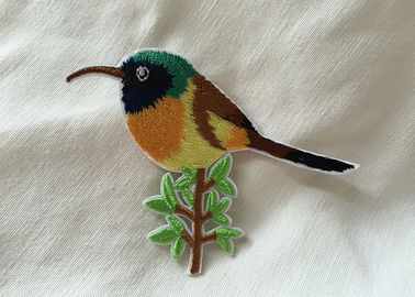 De klantgerichte geborduurde stickers van de kentekendoek en tonen individualiteit; manier