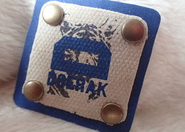 Hoog - Etiket van de het Schermdruk van het dichtheids 3D Organische Canvas voor de Kledingstukken van Kinderen