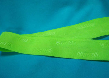 100% de polyester/het Nylon breide Gevouwen Elastisch Lint met In reliëf gemaakt Embleem