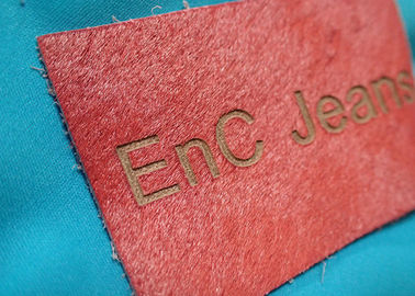 Gepersonaliseerde Echte In reliëf gemaakte het Leeretiketten en Markeringen van het Metaalembleem voor Kleren
