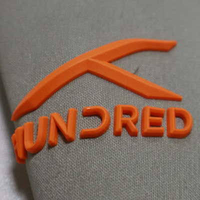 Custom T-Shirt Silicone Label Wasbaar 3D Soft Silicone Logo Warmteoverdracht Silicone Badge