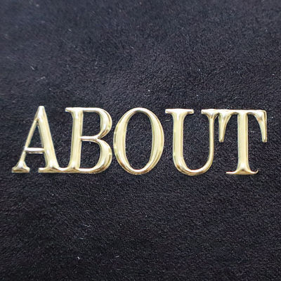 Aangepaste kledingpatches zilver goud TPU warmteoverdracht 3D-printen logo label voor T-shirt