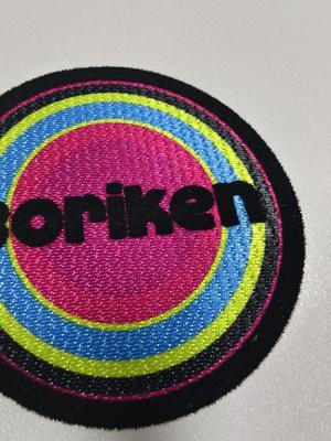 Aangepaste Heat Press Flocking Logo Patch Strijken Op Warmteoverdracht Vinyl T-shirt
