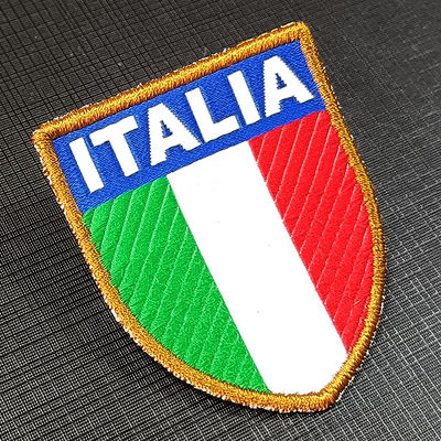 Fabriek Aangepaste Schild Vlag Geborduurde Patch Aangepaste Kleding Label Opnaaibare Kleding Badge