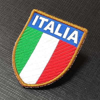 Fabriek Aangepaste Schild Vlag Geborduurde Patch Aangepaste Kleding Label Opnaaibare Kleding Badge