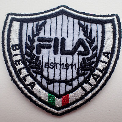 Gepersonaliseerde milieuvriendelijke borduurplaten met verschillende kleuren en effecten Warm smelt kleefmiddel op de rug