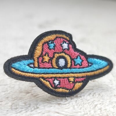 Custom High Quality Embroidery Patches Clothing Labels for Garments