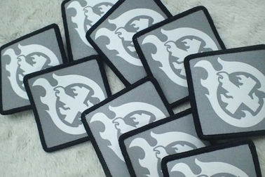 De Druketiket van het douane Zilveren Weerspiegelend Scherm, Zacht TPU-Flard voor Kledingstuk