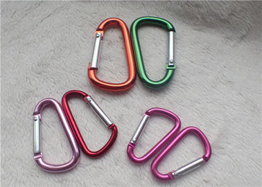 De kleine Gepersonaliseerde Promotie Veelvoudige Kleuren D van Giftencarabiner - Gevormde het Metaal Zeer belangrijke Houder van de Alpinismegesp