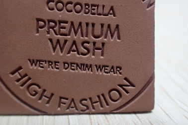 Het duurzame In reliëf gemaakte Leer herstelt/de Flarden van het Douaneembleem voor Jeans, Zakken, Kleren