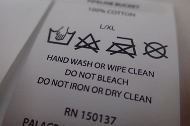 De vlakke Scherpe Etiketten van de de Druk Nylon Zorg van het Douanescherm voor Zakken, Handdoeken