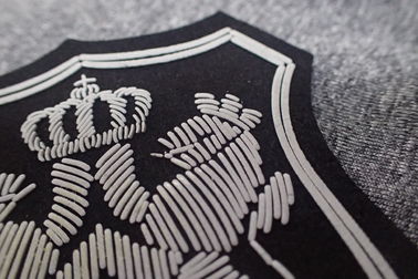 Schuim Kledende Rubber het Embleemflarden van Microfiber