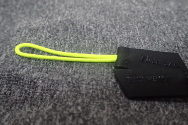 Van de Handtassenhypalon van de slijtageweerstand Rubber de Ritssluitingstrekker