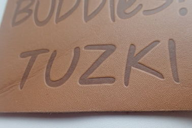 Het embleem Logo Embossed Leather Patches van fabrikantenCustom voor Handtas, voor Hoed/Kleding