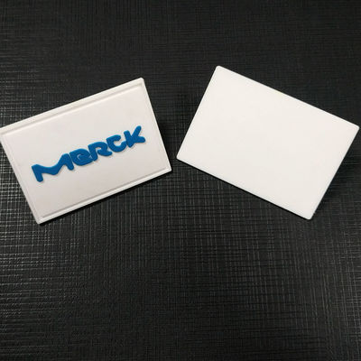 3D Gepersonaliseerd Logo Sewing Printed Applique Patches etiketteert In reliëf gemaakte Siliconekentekens
