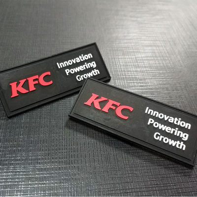 3D van de Kentekensetiketten van Drukapplique Geweven Flarden van pvc naaien Kledingstuk