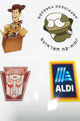Van de de Overdrachtdruk van de t-shirthitte van de Dienststickers van de de Etikettendouane van Tagless het Ontwerpembleem