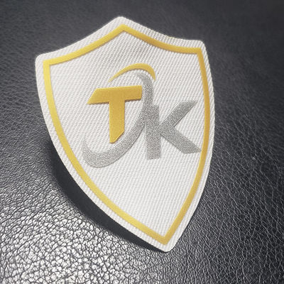 De in reliëf gemaakte van de de Hitteoverdracht van het Sticker 3D TPU Silicone Zachte T-shirt van het Etiketlogo iron on