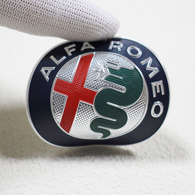 Aangepast 3D TPU Voltage Autologo - Alfa Romeo Logo Hitte-overdracht Badge voor Auto-interieurs