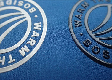 Van de het Siliciumhitte van de het schermdruk de Etiketten van de de Overdrachtkleding met Glanzend het Merkembleem van de Kleurenoppervlakte