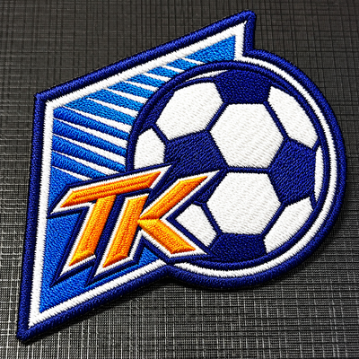 Op maat geborduurde voetbalpatches met teamlogo voor truien en sportkleding