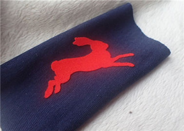 Het korte Pluche Zwart-wit het Bijeenkomen Embleem van de Hitteoverdracht voor Kledings Heldere Rode Kleur