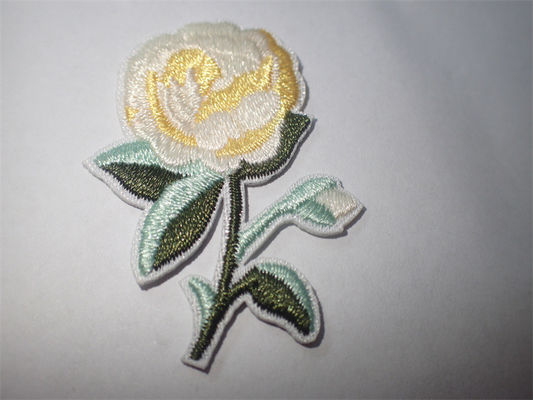 Geborduurde douane de Bloemen naaien of Ijzer op Flard voor Kleding Applique
